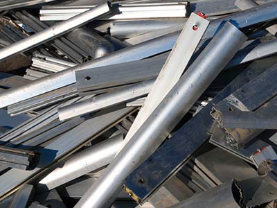Recogida restos metalicos chatarra aluminio
