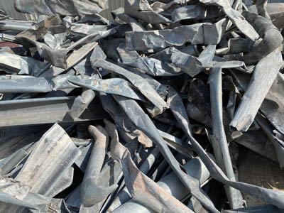 Recogida restos metalicos chatarra zinc